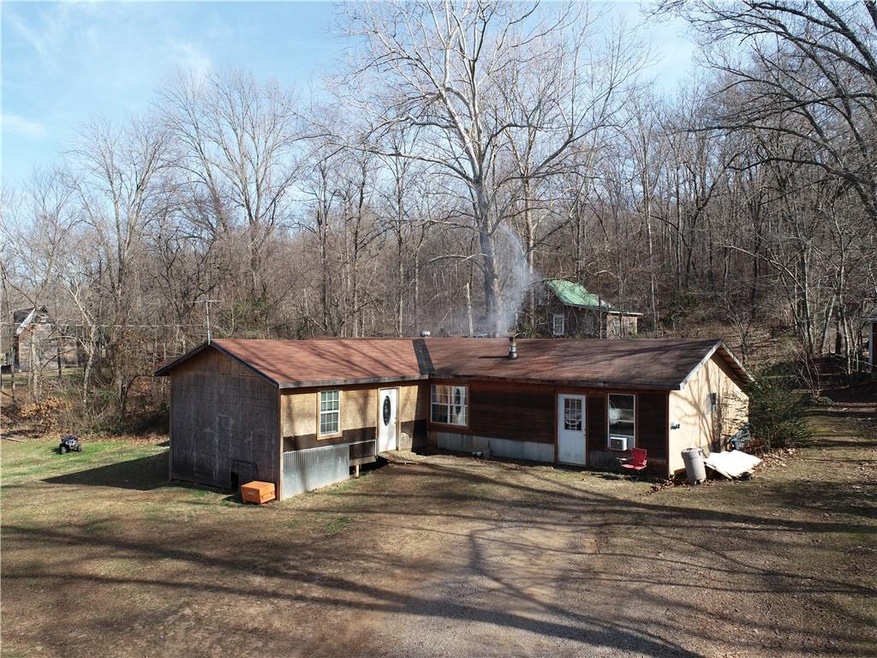 18348 S Highway 71, Winslow, AR 72959 - photo 1