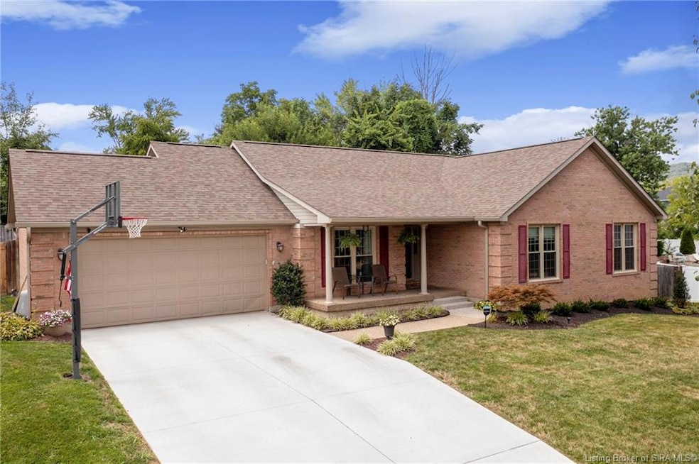 4226 Royal Oak Dr, New Albany, IN 47150 - photo 1