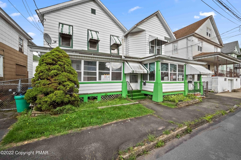 116 118 Terrace St, Carbondale, PA 18106 - photo 1