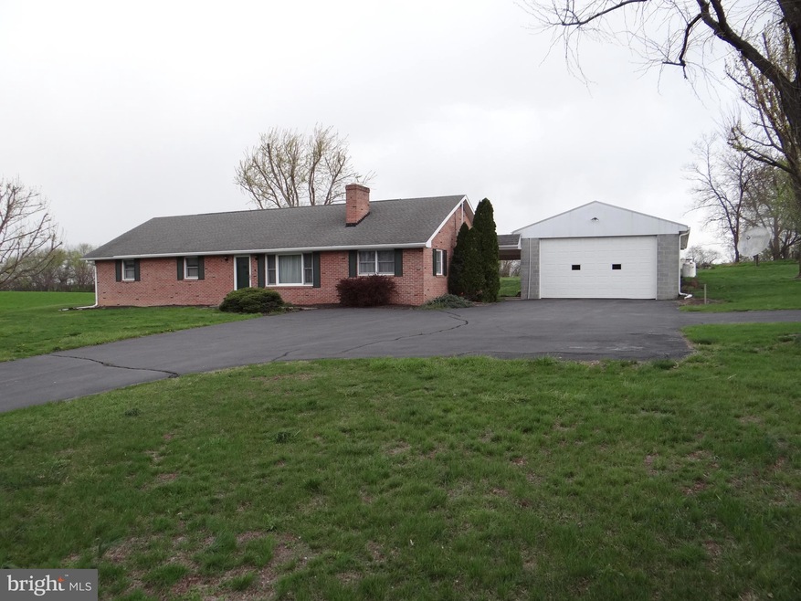 5135 Buchanan Trail W, Greencastle, PA 17225 - photo 1