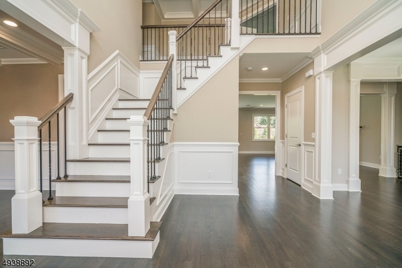 5 Couch Ct, Allendale, NJ 07401 - photo 1