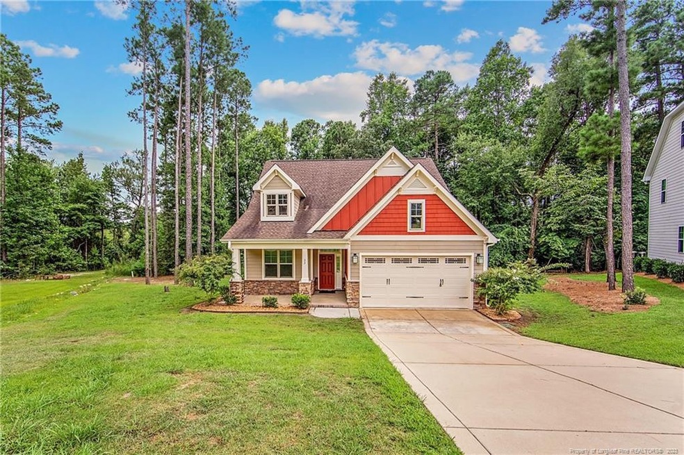 33 WATERSIDE CIRCLE