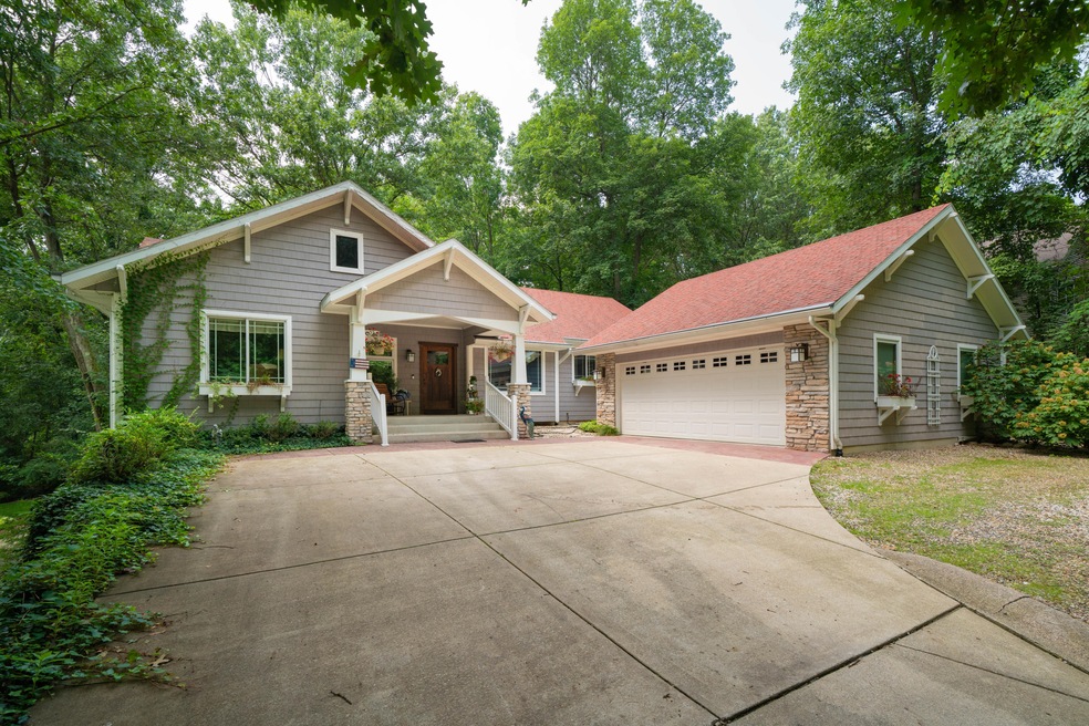 3778_Hathaway_Road_01