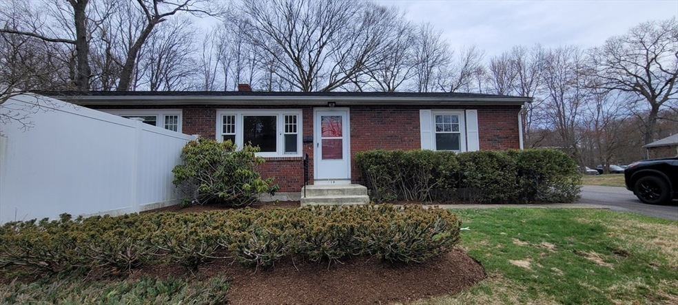 19 Cobb Dr unit 21, Rockland, MA 02370 - photo 1