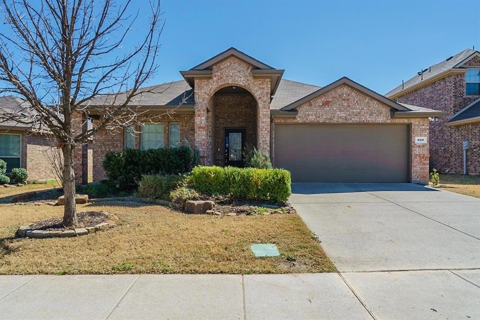 820 Austin Ln, Lavon, TX 75166 - photo 1