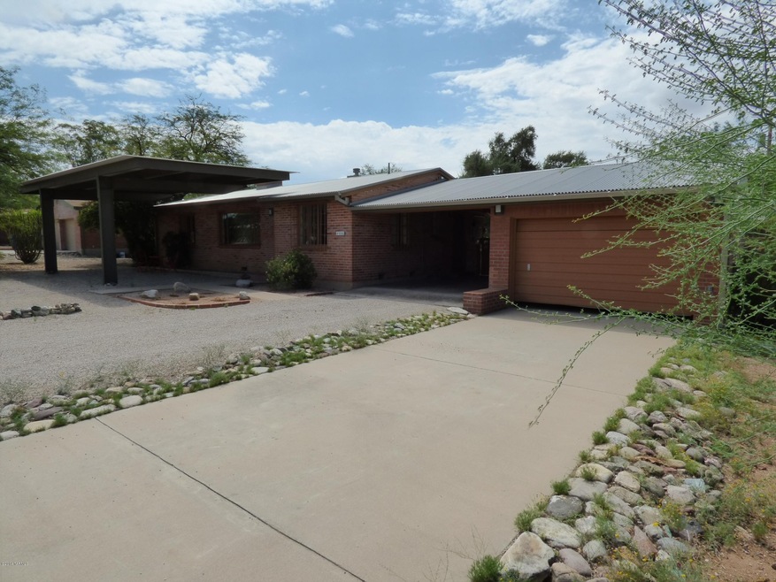 4142 E. Holmes in Poets Corner