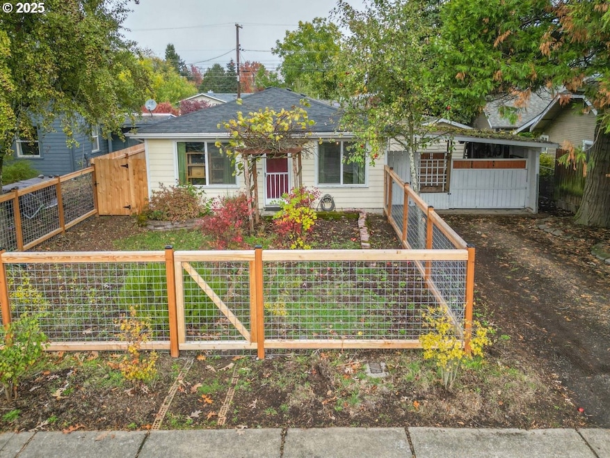 436 W M St, Springfield, OR 97477 - photo 1