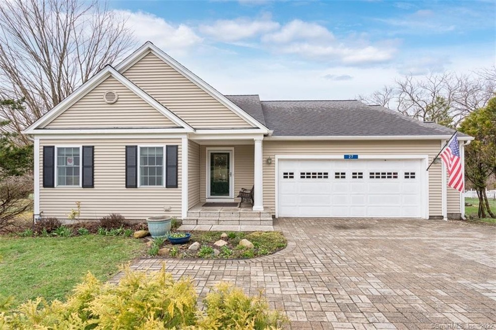 27 Summit St, East Hampton, CT 06424 - photo 1