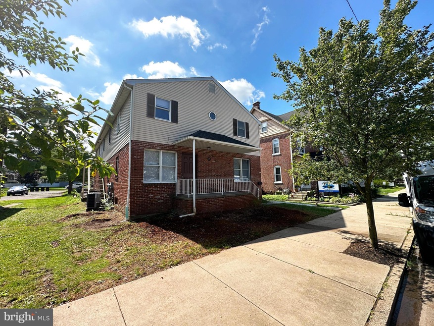 521 N Broad St unit A, Lansdale, PA 19446 - photo 1