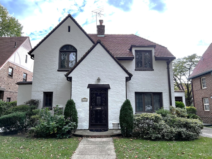 unlisted-address, Forest Hills, NY 11375 - photo 1