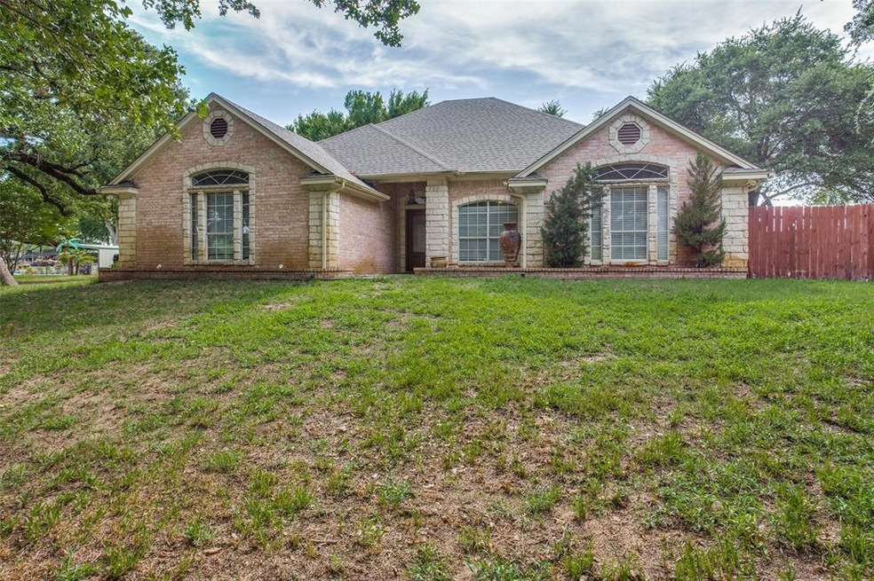 222 Sanchez Creek Ct, Weatherford, TX 76088 - photo 1
