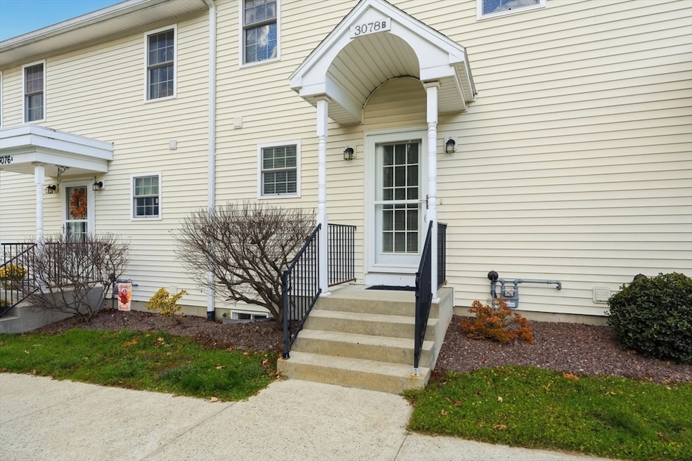 3078 Main St unit B, Palmer, MA 01069 - photo 1