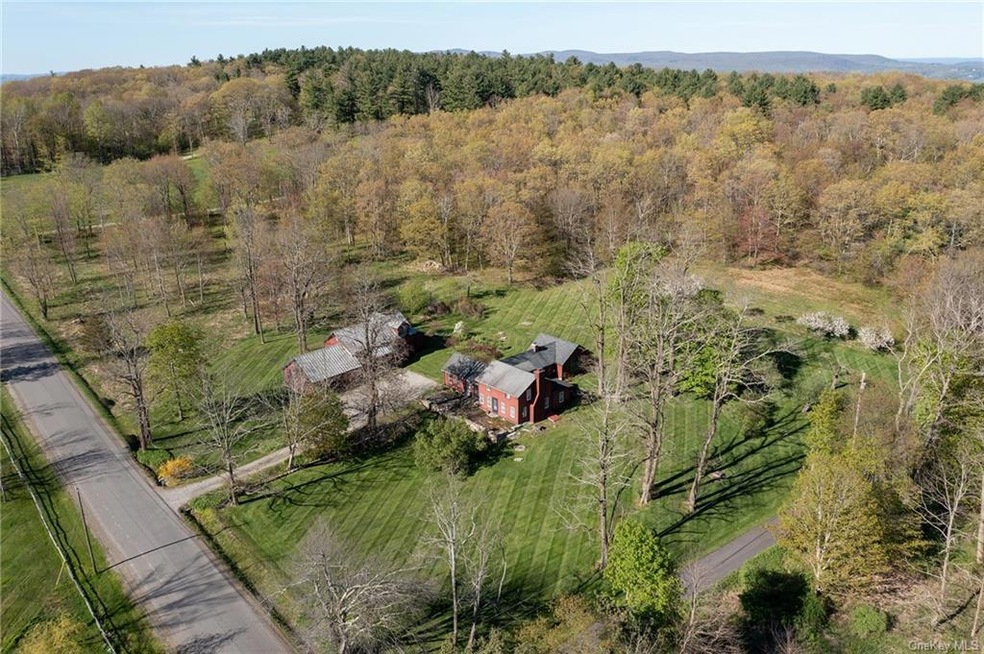 86 Charlie Hill Rd unit 94, Millerton, NY 12546 - photo 1