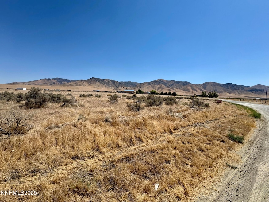 9165 Sabin Dr, Winnemucca, NV 89445 - photo 1