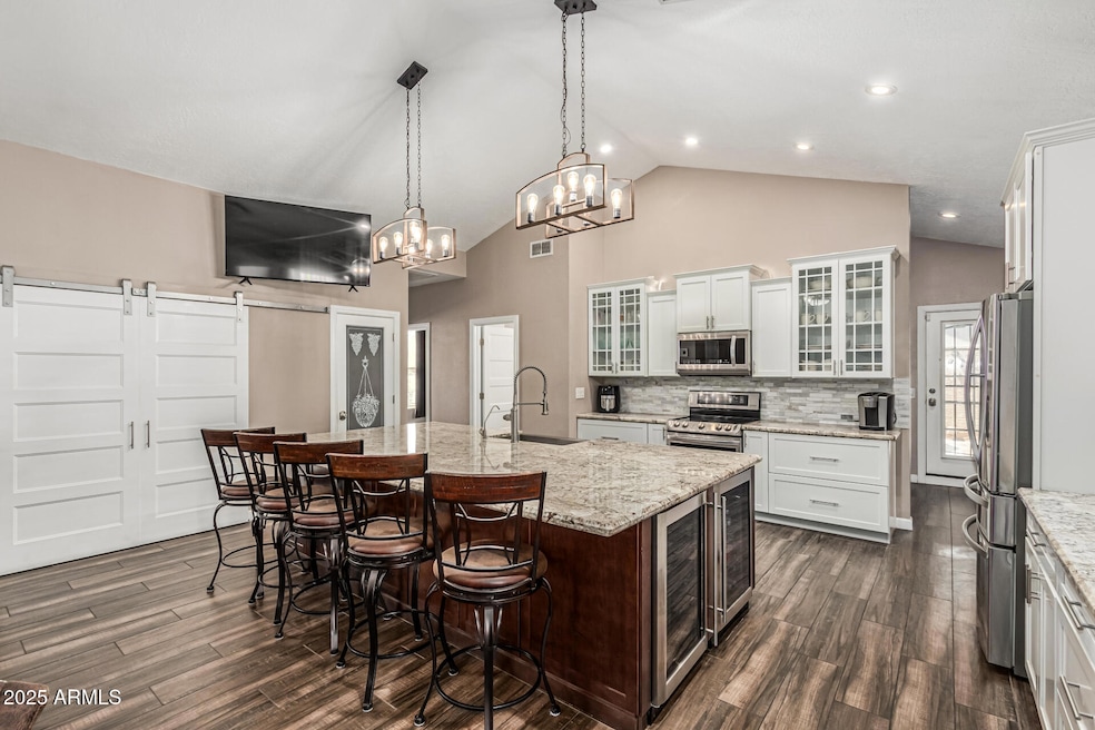 717 N Mckemy Ave, Chandler, AZ 85226 - photo 1