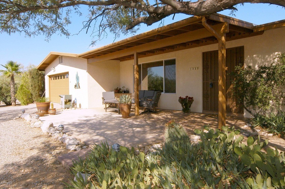 Charming, Cozy & Comfortable