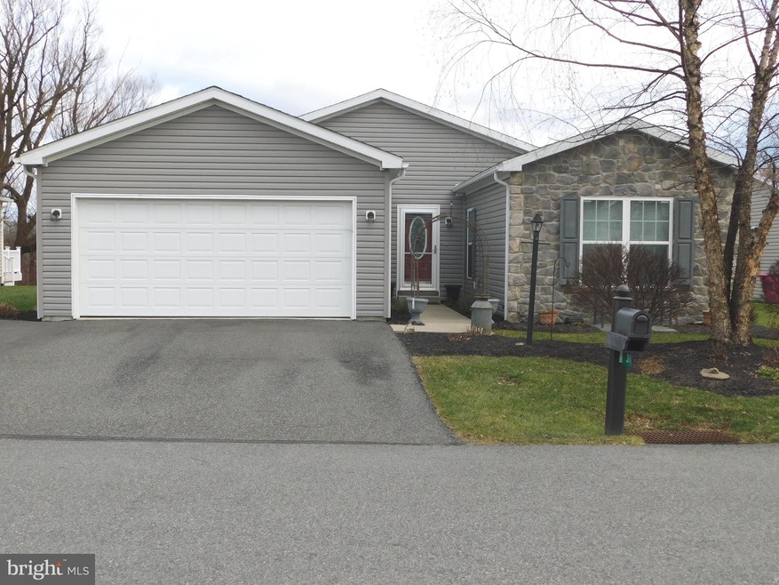 31 Eagles Watch N, Bechtelsville, PA 19505 - photo 1