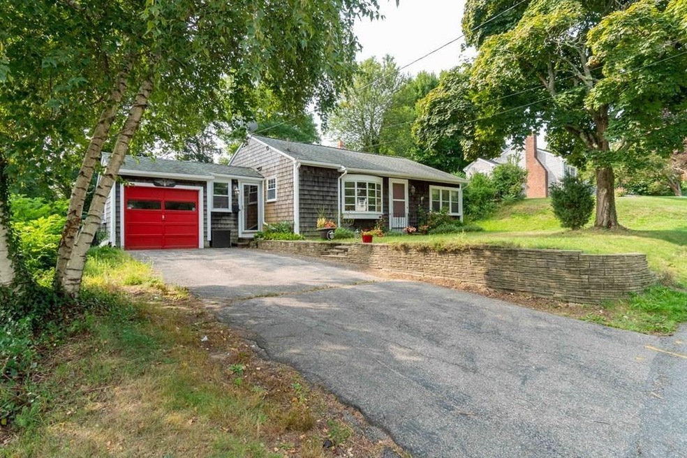 26 Hall St, Plymouth, MA 02360 - photo 1