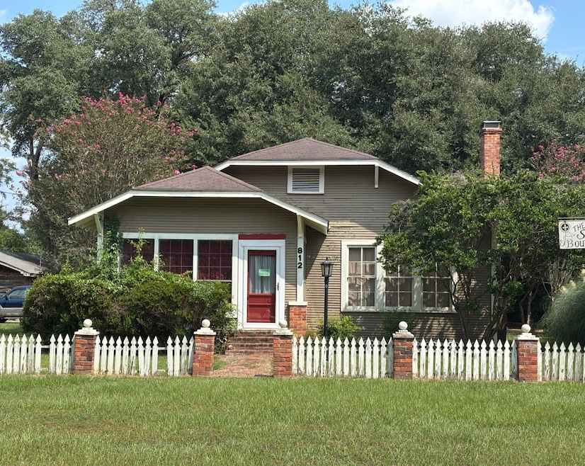 812 N Nolan Trace, Florien, LA 71429 - photo 1