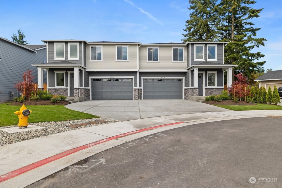 1610 106th Place SW unit B, Everett, WA 98204 - photo 1