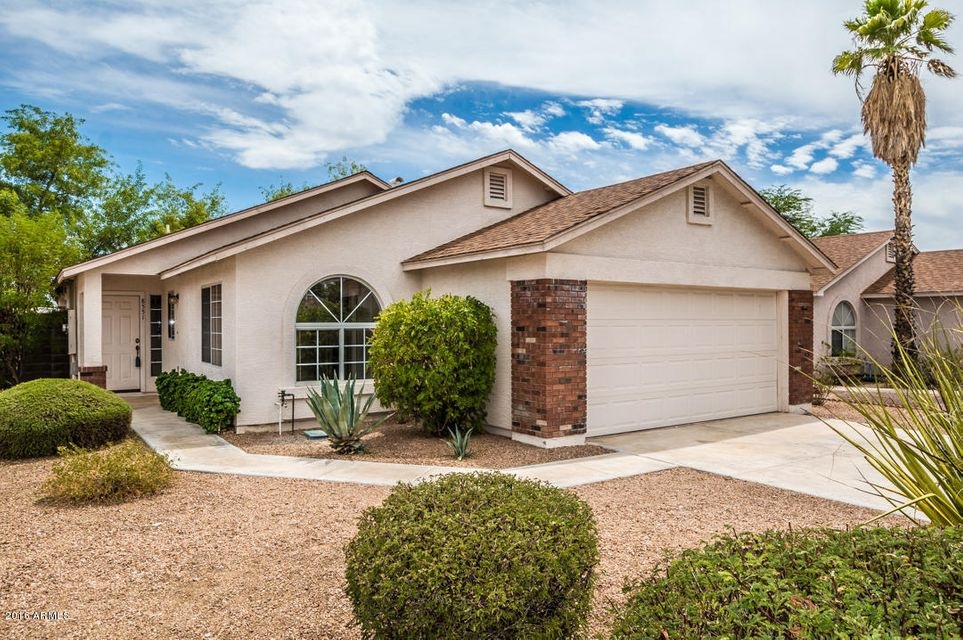 8551 E Clovis AZ-4