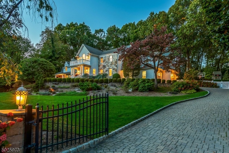 871 Tequesta Dr, Franklin Lakes, NJ 07417 - photo 1