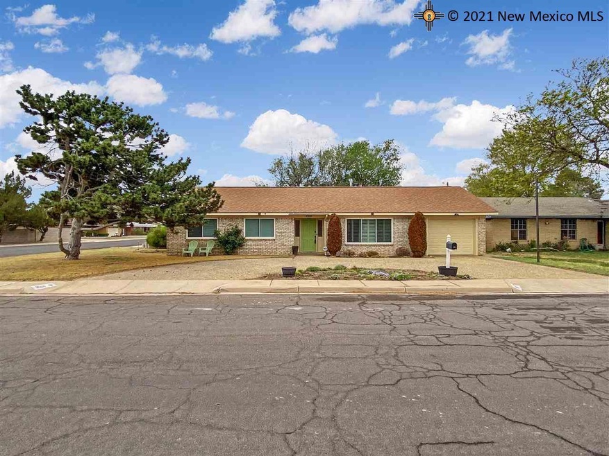 2601 N Breckon Dr, Hobbs, NM 88240 - photo 1