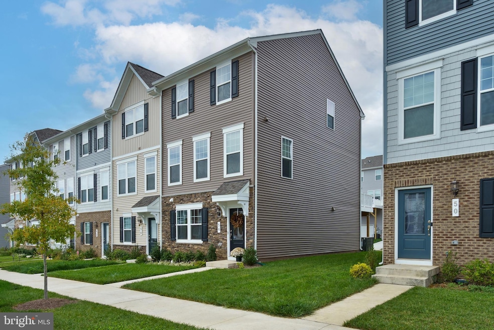 54 Coolidge Ave, Ranson, WV 25438 - photo 1