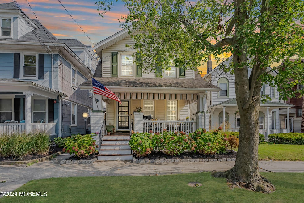 121 Main exterior twilight