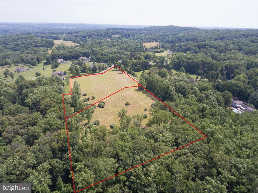 4 Summer Meadow Ln, Malvern, PA 19355 - photo 1