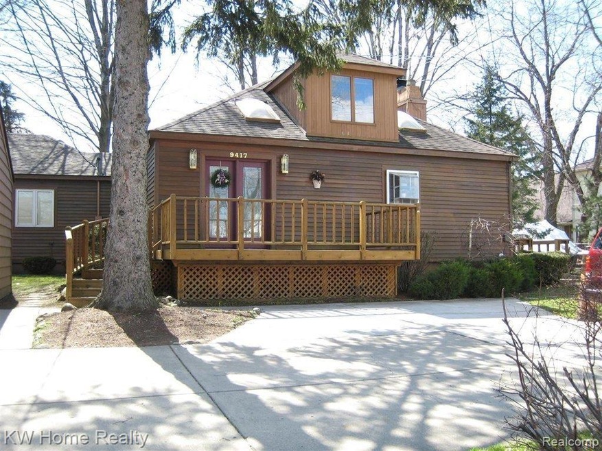 EXTERIOR FRONT.JPG