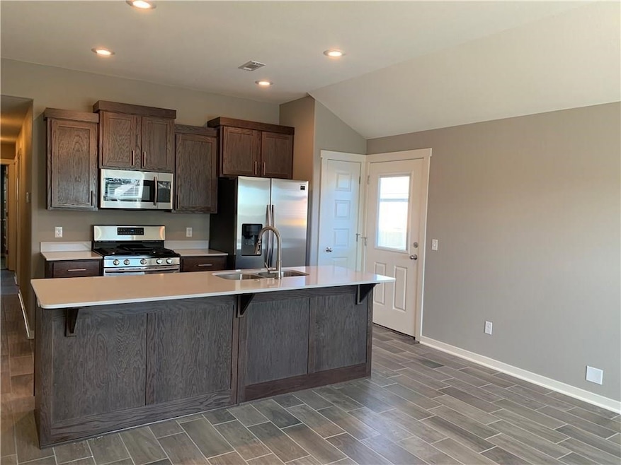 505 W Weymouth unit A, Siloam Springs, AR 72761 - photo 1