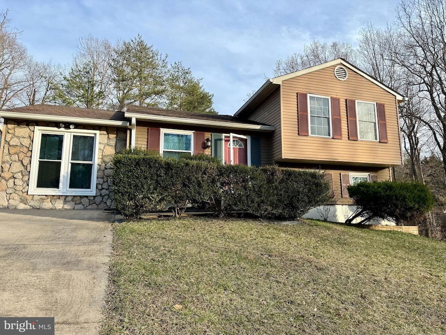 18075 Tebbs Ln, Dumfries, VA 22026 - photo 1