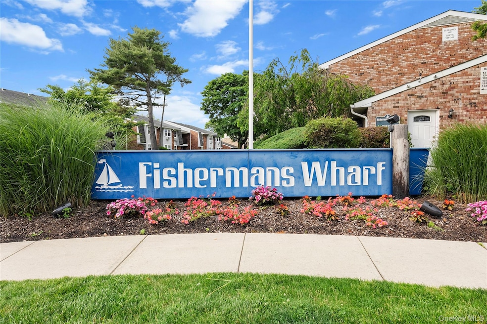 Pending $385,999 • Co-Listing Agent