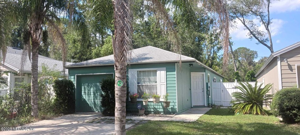 5653 Ellis Trace Dr, Jacksonville, FL 32205 - photo 1