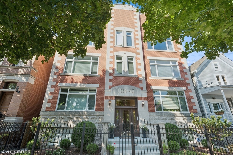 1338 W Henderson St unit 2E, Chicago, IL 60657 - photo 1