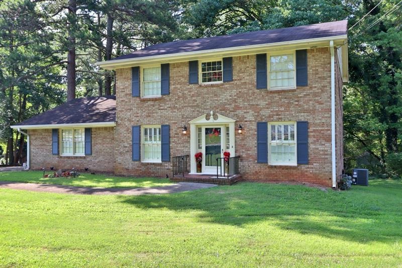 4070 Indian Trace SW, Lilburn, GA 30047 - photo 1