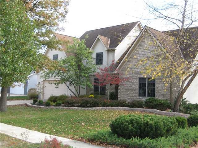 704 Wedgewood Dr, Marysville, OH 43040 - photo 1