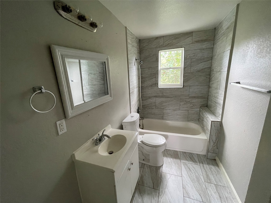 791 Fortune St, Houston, TX 77088 - photo 1