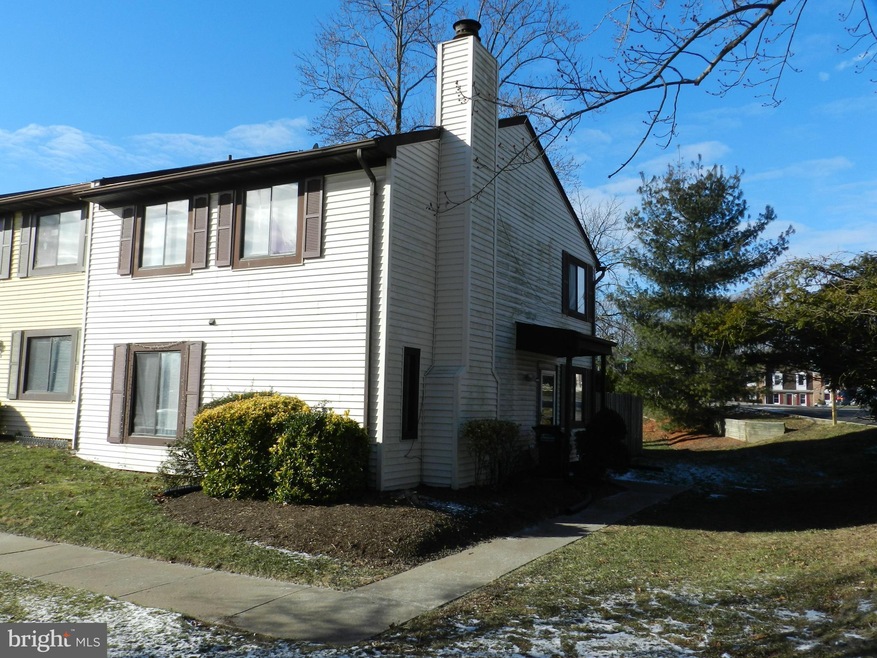 2561 Fox Ridge Ct unit 62, Woodbridge, VA 22192 - photo 1