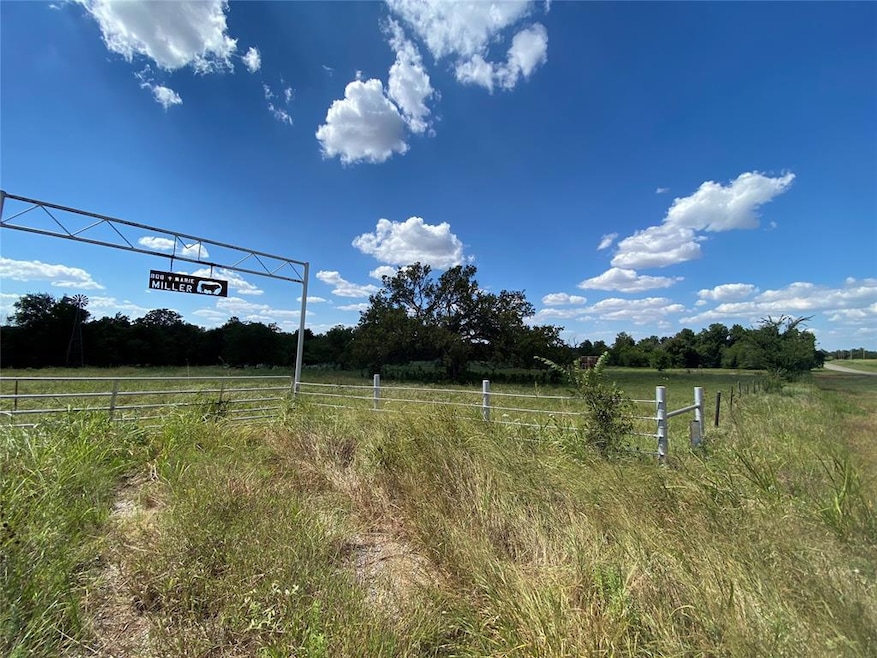 40 Acres Mol North Highway 74, Crescent, OK 73028 - photo 1