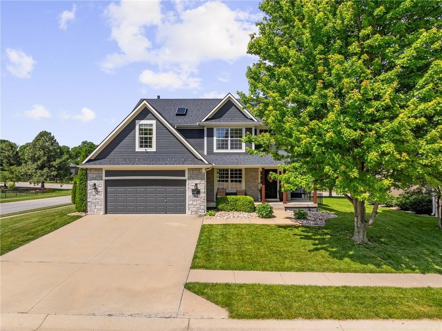 1213 Wiltshire Blvd, Raymore, MO 64083 - photo 1