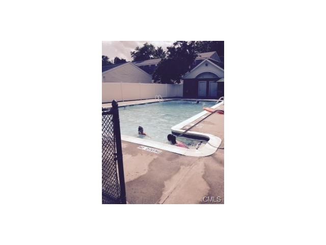 32 Weed Hill Ave unit G, Stamford, CT 06907 - photo 1