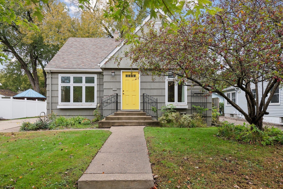 1913 Morgan Ave, Saint Paul, MN 55116 - photo 1