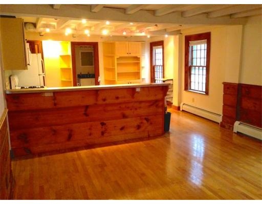 1 Daniels Street Ct unit 1, Salem, MA 01970 - photo 1