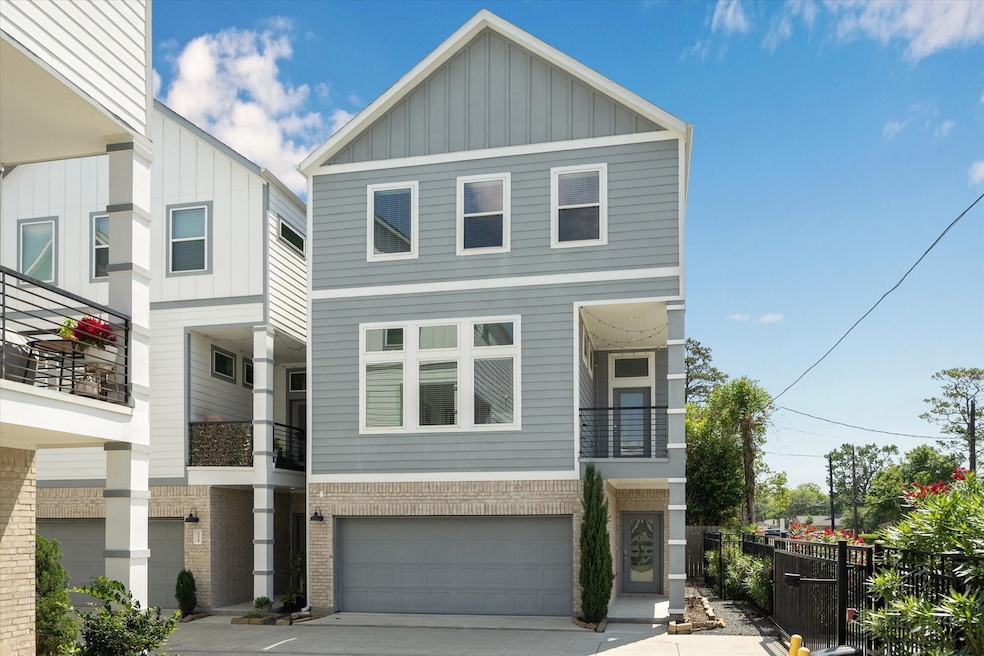 622 Janisch Rd unit A, Houston, TX 77018 - photo 1