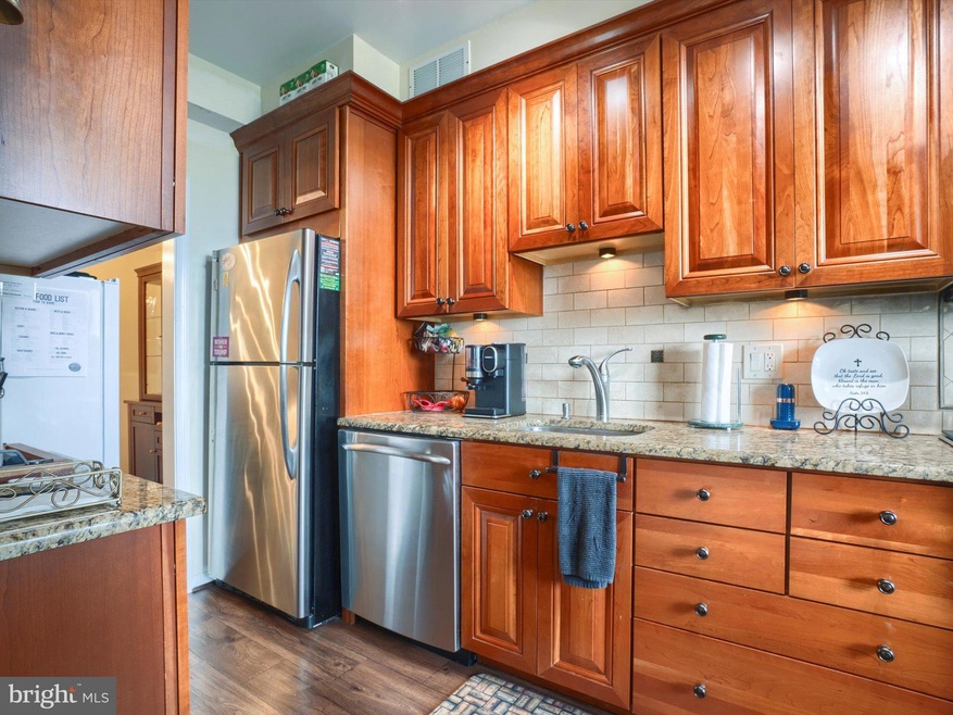 191 Presidential Blvd unit R-814, Bala Cynwyd, PA 19004 - photo 1