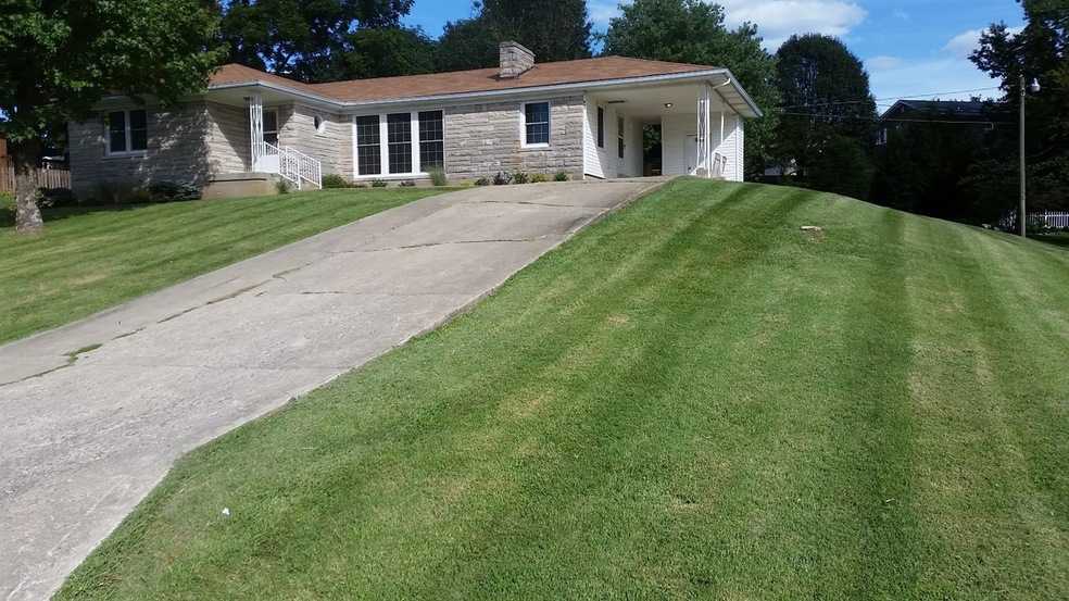 911 Bob o Link Dr, Harrodsburg, KY 40330 - photo 1