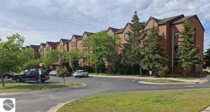 5951 N Skeel Ave unit 109, Oscoda, MI 48750 - photo 1