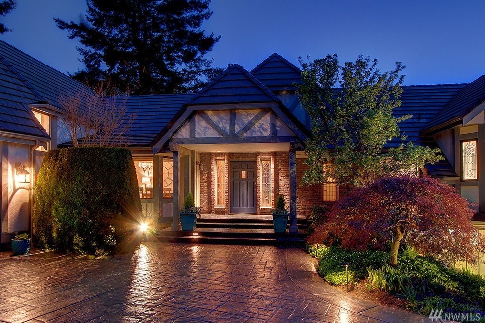 9220 Cascade Dr, Edmonds, WA 98020 - photo 1